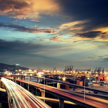 Guangzhou Rating geceleri