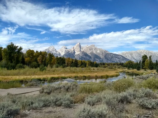 Grand Teton Ulusal Parkı Yılan Nehri Sonbaharda — Stok fotoğraf