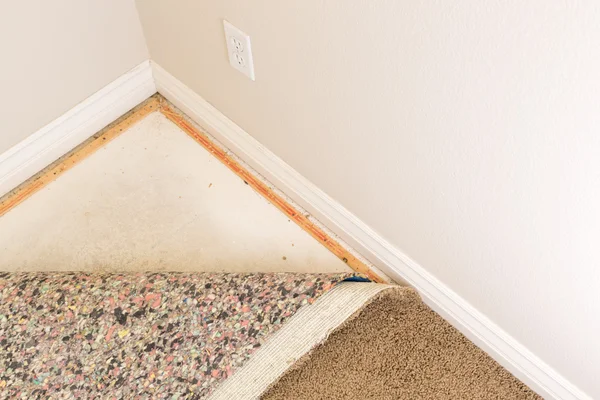 Pulled Back Carpet and Padding In Room — Stock Photo, Image