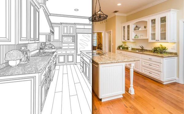 Tela dividida de desenho e foto de nova cozinha — Fotografia de Stock