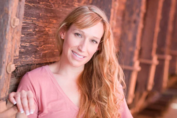 Outdoor Portrait of Young Adult Brown Eyed Woman. — Stock Photo, Image