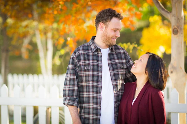 Outdoor Fall Portrait of Chinese and Caucasian Young Adult Couple — Stock Photo, Image