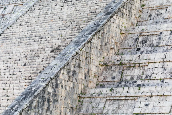 Soyut Maya El Castillo piramit arkeolojik alanında Chichen Itza, Meksika için adımlar