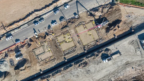 Vista aérea do drone da fase inicial do local de construção home . — Fotografia de Stock