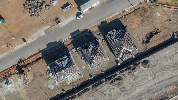 Vista aérea del dron del sitio de construcción de viviendas Etapa temprana . — Foto de Stock