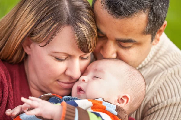 Happy Mixed Race Family Posing for A Portrait in the Park — Stock Photo, Image