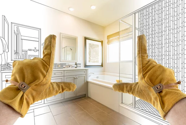 Masculino empreiteiro mãos enquadramento concluído seção de casa de banho sobre desenho do banheiro — Fotografia de Stock