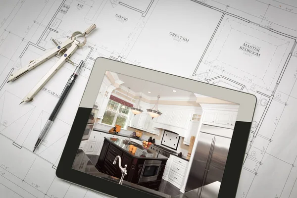 Computer Tablet Toont Keuken Illustratie Huis Plannen Potlood Kompas — Stockfoto