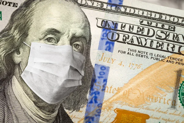 Honderd Dollar Biljet Met Medisch Masker Gezicht Van Benjamin Franklin — Stockfoto