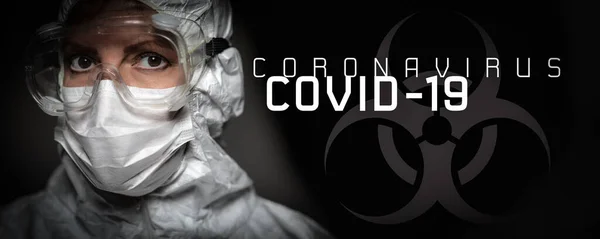 Coronavirus Covid Text Ile Kadın Doktor Tıbbi Yüz Maskesi Koruyucu — Stok fotoğraf
