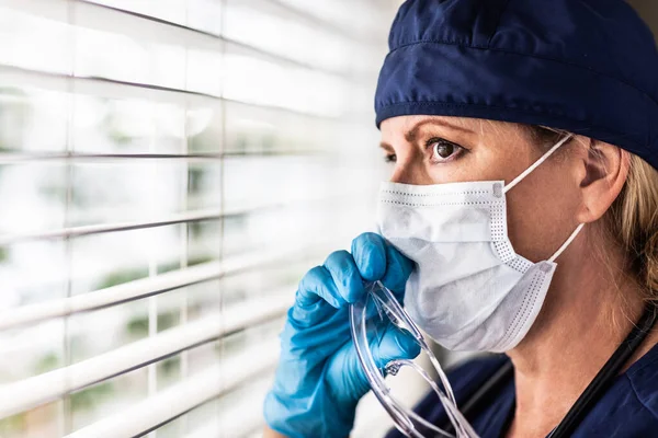 Female Doctor Nurse Break Window Wearing Medical Face Mask Goggles — Stock Photo, Image