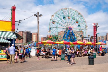 New York'un Coney Island renkli sahil sahil