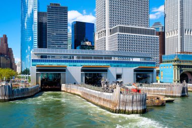 Güney Ferry Terminal New York Körfezi görülen Staten Island Feribotu