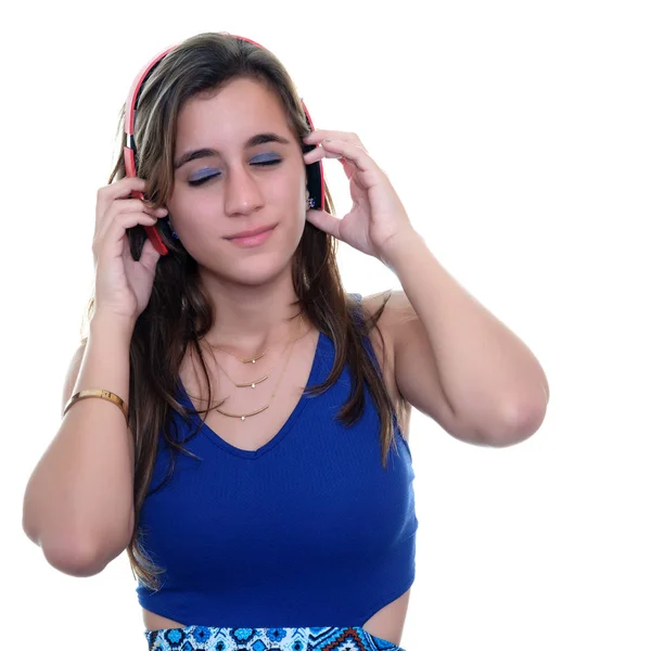 Nastoletnie dziewczyny, słuchanie muzyki z jej oczy zamknięte — Zdjęcie stockowe