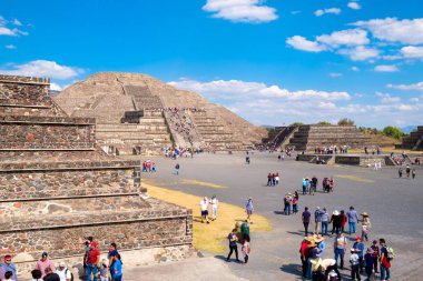 Mexico City yakın Teotihuacan arkeolojik bölgesi turist