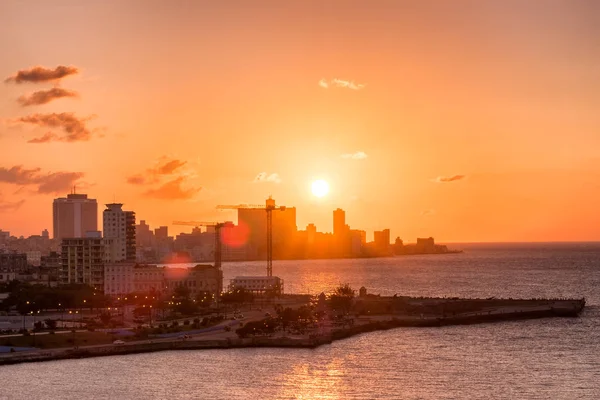 Puesta de sol en La Habana — Foto de Stock