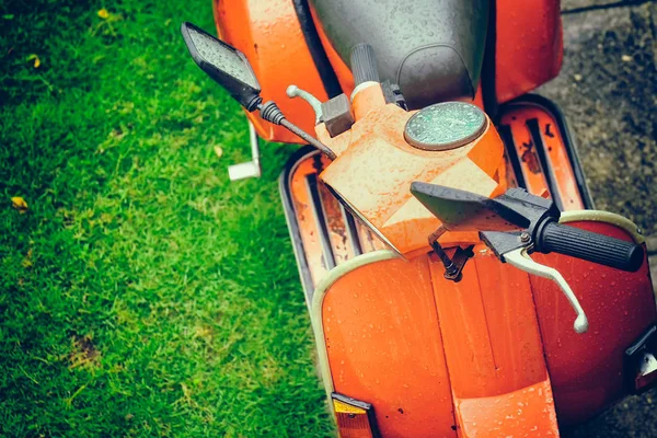 Vintage italian scooter — Stock Photo, Image