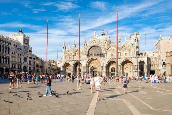 St Mark's meydanından Venedik bir yaz gününde