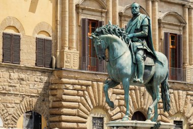 Statue of Cosimo I de Medici at Piazza della Signoria in Florence clipart