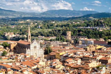 Floransa hava görünümünü Basilica di Santa Croce Manzaralı