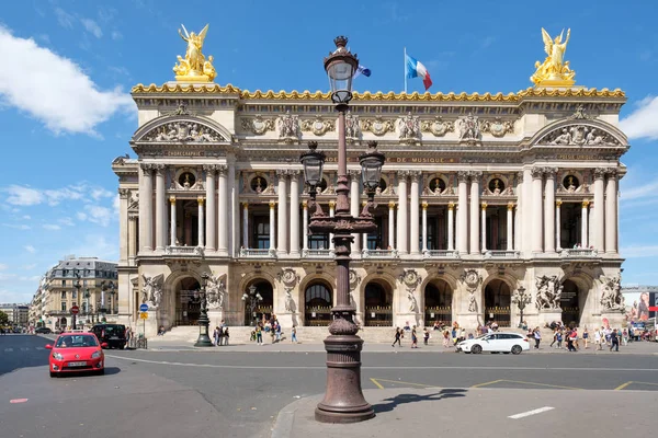 De opera garnier in Parijs — Stockfoto