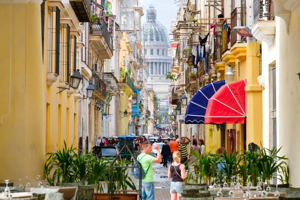 Havanna Kuba Januari 2018 Färgglada Gatubilden Gamla Havanna Med Capitol — Stockfoto