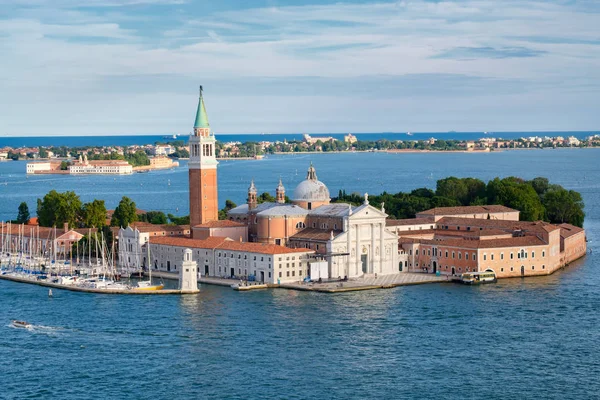 La isla de iglesia de San Giorgio Maggiore en Venecia — Foto de Stock