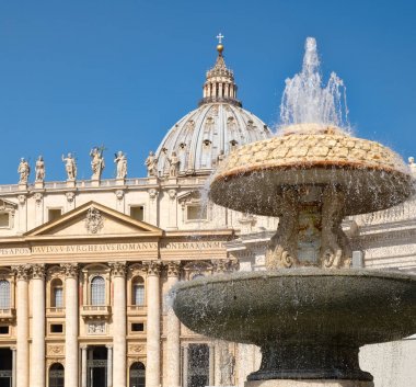 Roma'da Vatikan'da Saint Peter Bazilikası