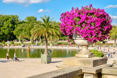 Paris'teki Lüksemburg Bahçeleri