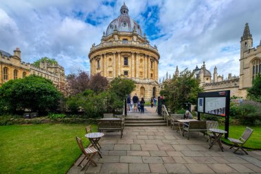 The University of Oxford and the famous Radcliffe Camera buildin