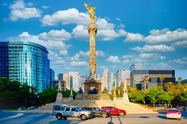 Άγγελος Της Ανεξαρτησίας Στο Paseo Reforma Σύμβολο Της Πόλης Του — Φωτογραφία Αρχείου