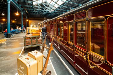 İngiltere, York 'taki Ulusal Demiryolu Müzesi' nde tren vagonu.