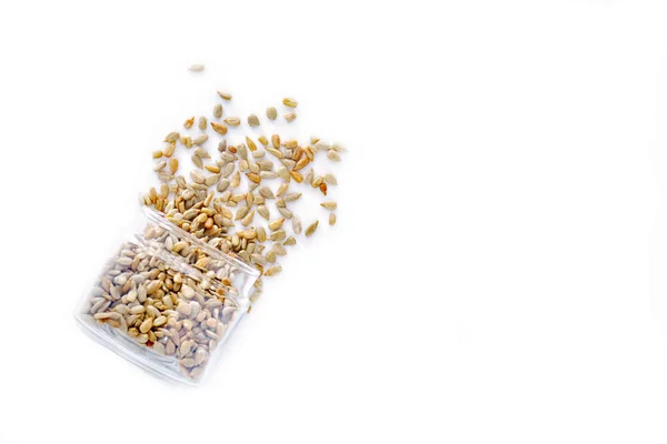 Kavanozdan dökülen ayçiçeği tohumları