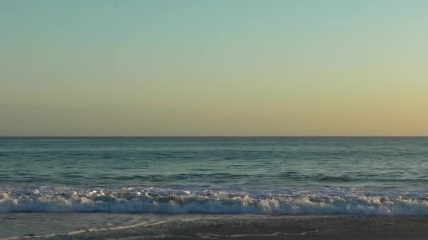 Pacific Ocean Sunset Seen Twin Lakes Beach Santa Cruz California — Stock Video