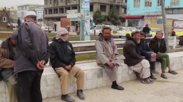 Άγνωστος Αφγανός Στο Κέντρο Της Πόλης Mazar Sharif Βόρειο Αφγανιστάν — Αρχείο Βίντεο