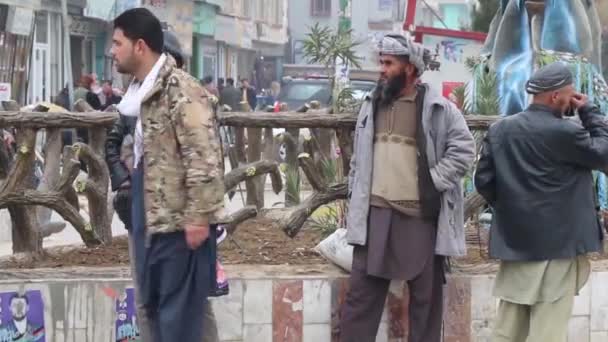 Peuple Afghan Non Identifié Dans Centre Ville Mazar Sharif Nord — Video