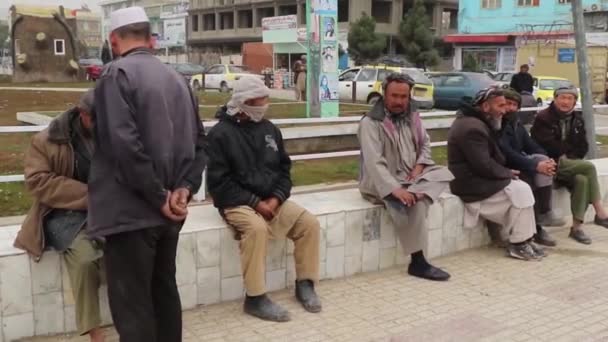 Povo Afegão Não Identificado Centro Cidade Mazar Sharif Afeganistão Norte — Vídeo de Stock
