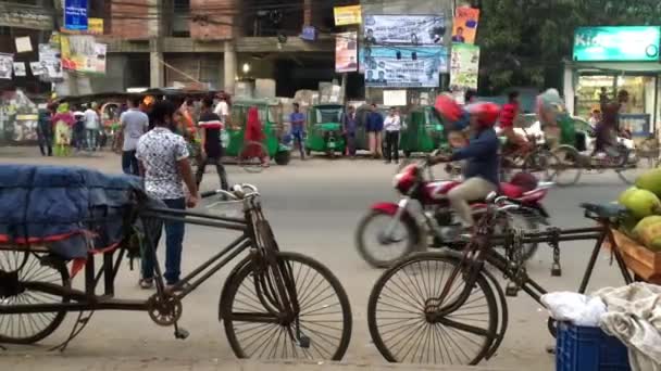 Unidentified People Street Traffic Ring Road Adabor District Dhaka Capital — Stock Video