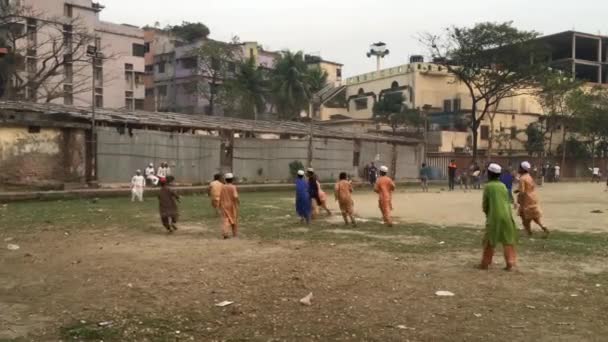 Azonosítatlan Gyermekek Fiatalok Játszótéren Dhaka Shyamoli Területén Banglades Fővárosában 2019 — Stock videók