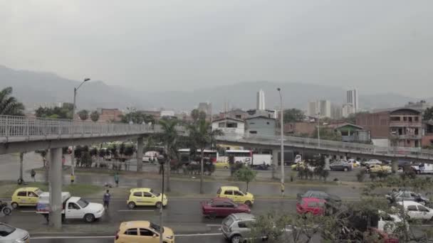 Дорожное Движение Площади Plaza Minorista Медельине Колумбия Апрель 2019 Года — стоковое видео