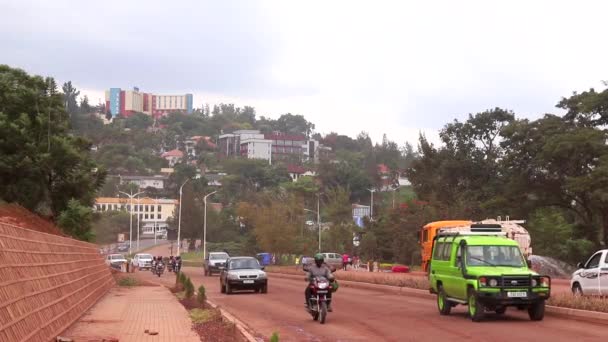 Tráfego Rodoviário Estrada União Africana Kanogo Road Kigali Capital Ruanda — Vídeo de Stock