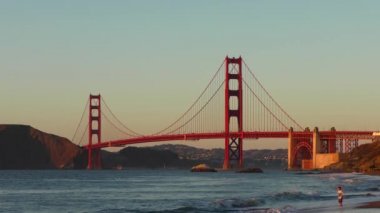 Golden Gate Köprüsü Baker Beach, San Francisco, California, Usa 'dan görüldüğü gibi.