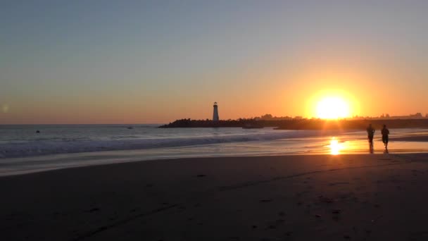 Santa Cruz Breakwater También Conocido Como Walton Lighthouse Sunset Seen — Vídeos de Stock