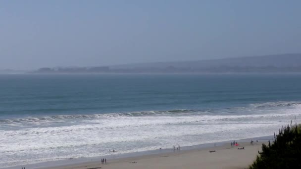 Неизвестные Люди Пляже Rio Del Mar Santa Cruz County California — стоковое видео