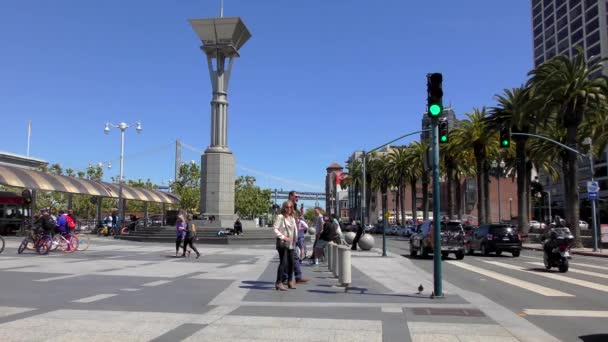 Unidentified People Harry Bridges Plaza Front Famous Ferry Building San — Stock Video