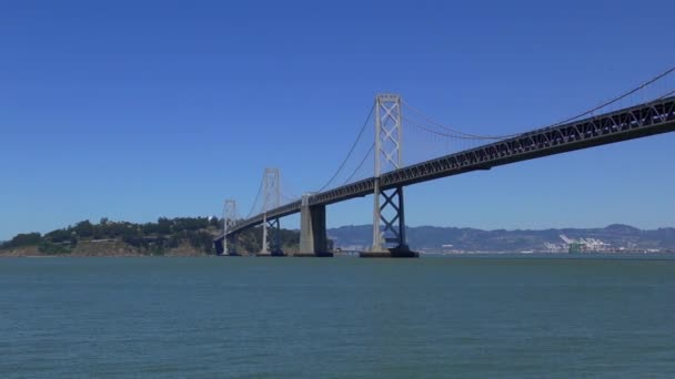 米国カリフォルニア州サンフランシスコのベイブリッジ — ストック動画