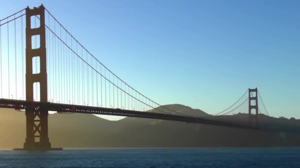 Golden Gate Bridge Bij Zonsondergang Gezien Vanaf Chrissy Field San — Stockvideo