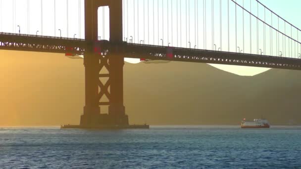Most Golden Gate Zachodzie Słońca Widziany Chrissy Field San Francisco — Wideo stockowe