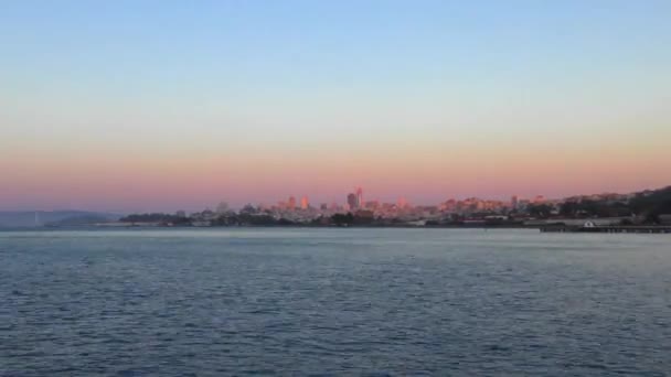 Σαν Φρανσίσκο Skyline Όπως Φαίνεται Από Chrissy Field Στο Σαν — Αρχείο Βίντεο