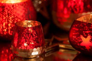 Gelecek sezon için Noel süslemesi